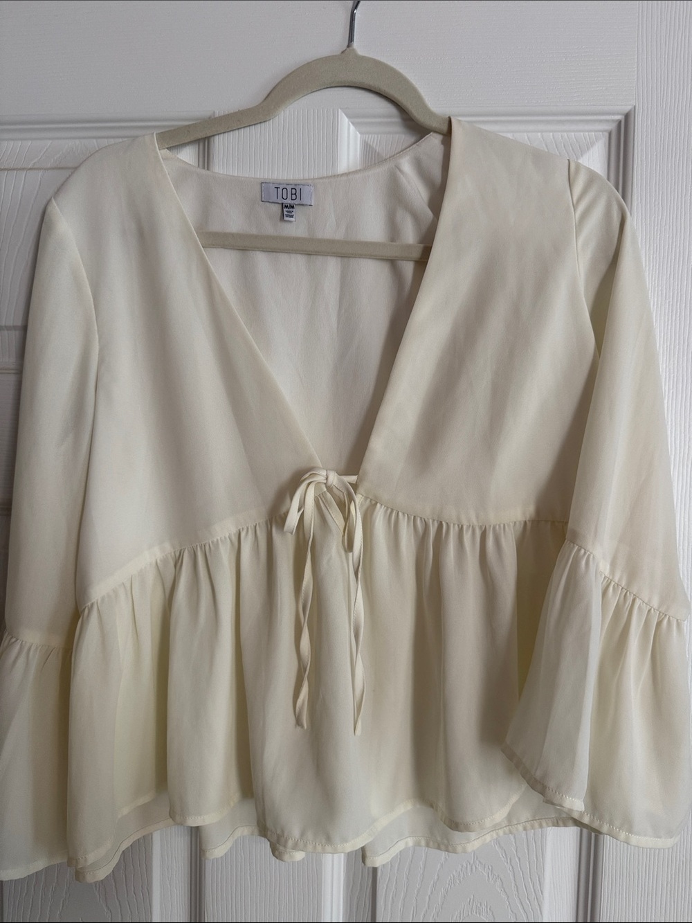 Tobi Cream Tie-Front Ruffle Peplum Blouse cardi wear open or tied M sku84 boho